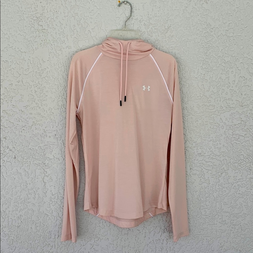 Under Armour Women's Pink Long Sleeve loose athletic top/hoodiesize S